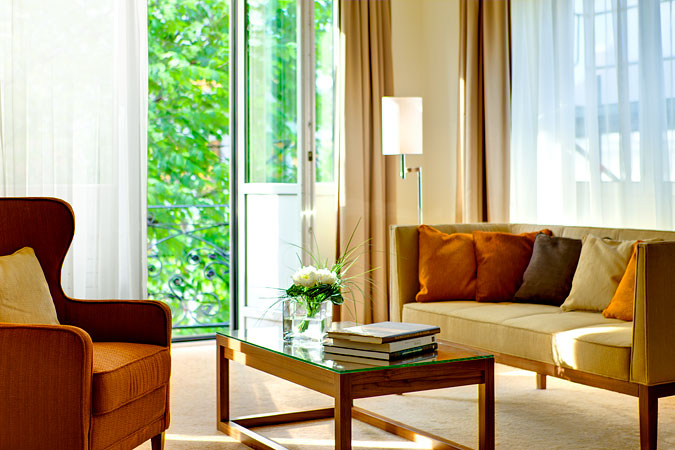 Renaissance Lucerne Hotel